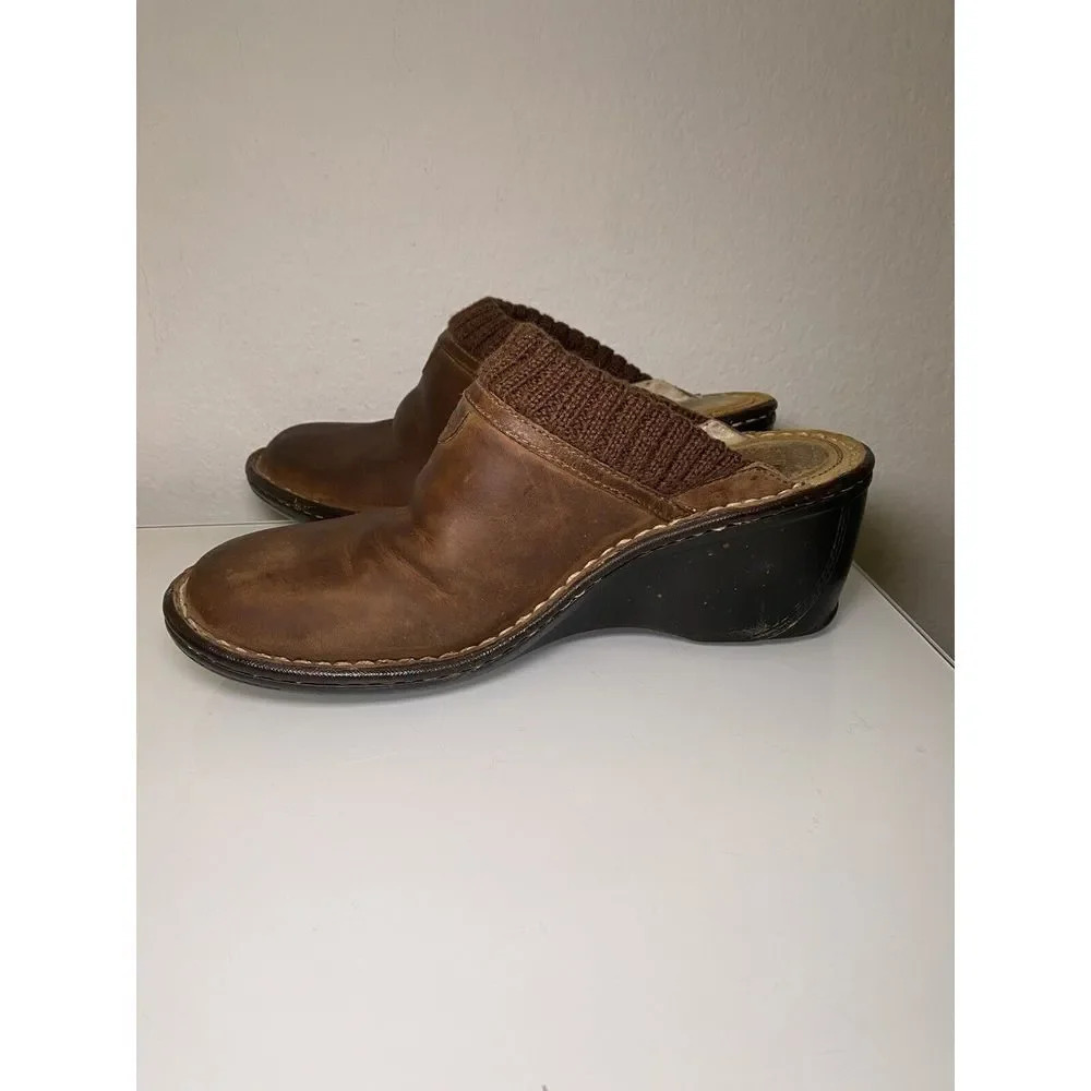 UGG Gael 3085 Brown Distressed Nubuck Leather Mules Wedges Slides Size 8 Used - Picture 8 of 16